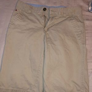Tommy Hilfiger Khaki shorts!! Great condition